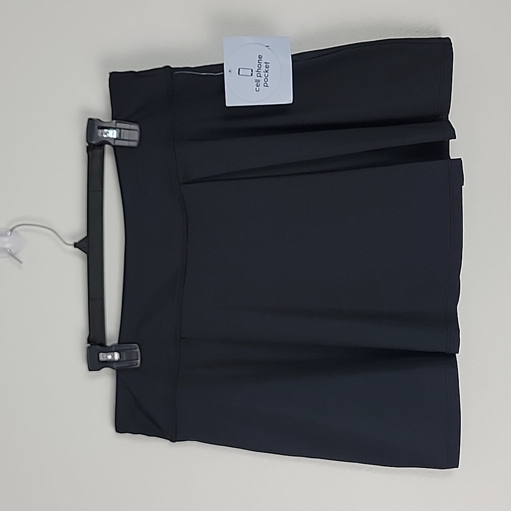 NWT Ease Of Motion Black Skorts (READ Sizing Below) L